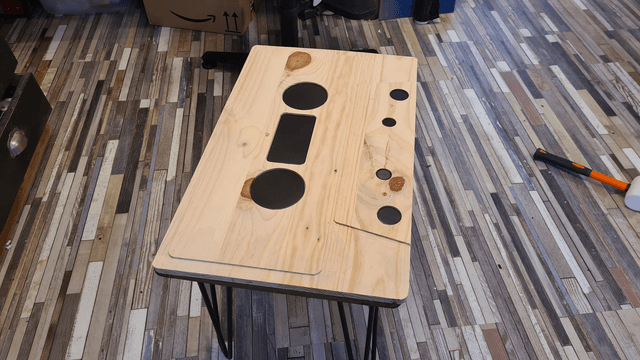 Table d'appoint K7 bois brut