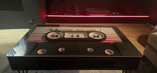 Table basse Cassette Audio V2 personnalisable