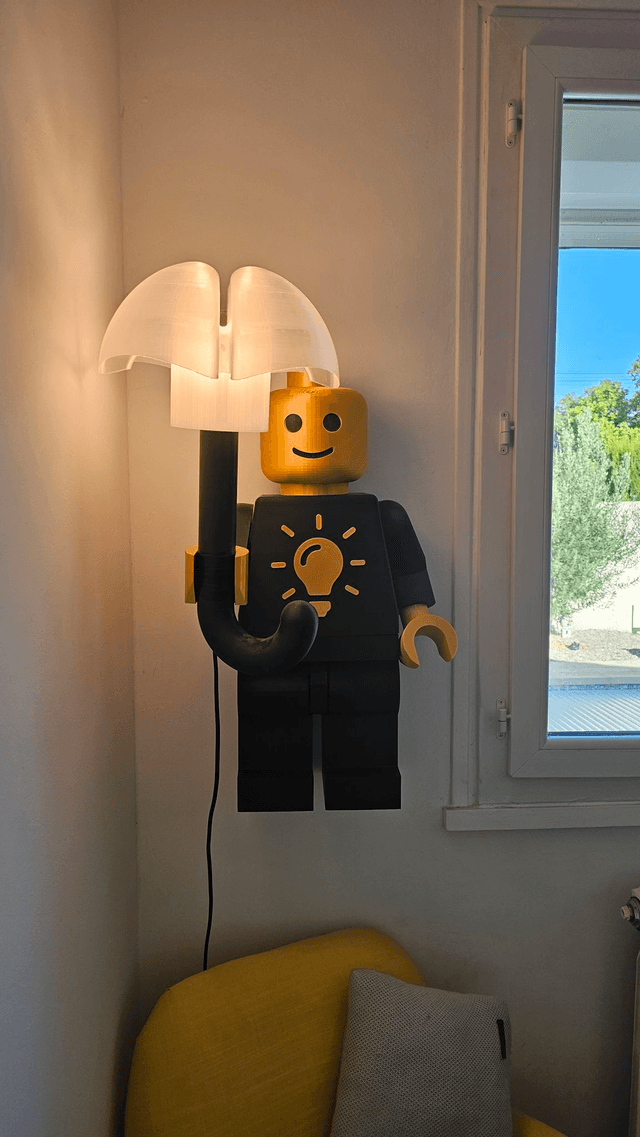 Lampe Figurine Gérante Noir et Or - 70 cm