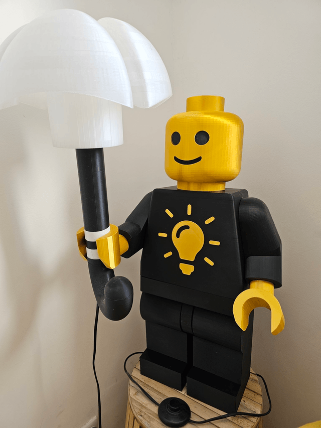 Lampe Figurine Gérante Noir et Or - 70 cm