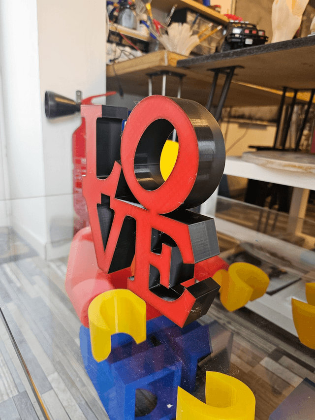 LOVE décoratif 3D - Couleur au choix
