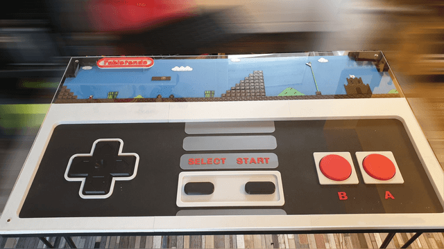 Bureau rétro gaming fait main – Design unique