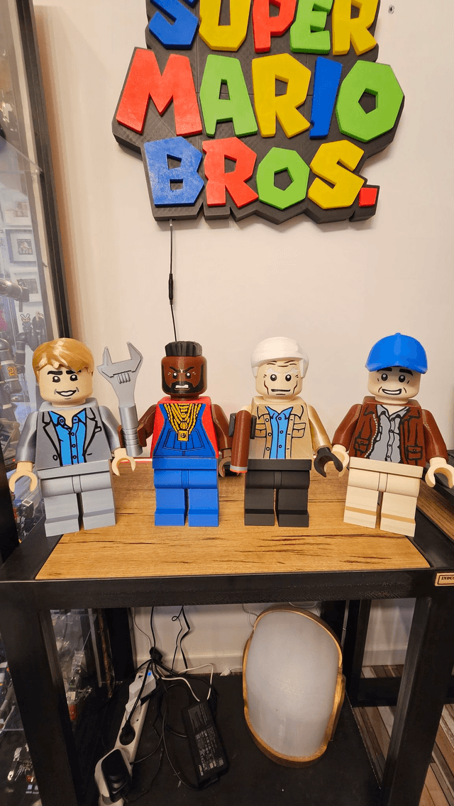 Les 4 héros de l'Agence Tous Risques - Figurines 33 cm
