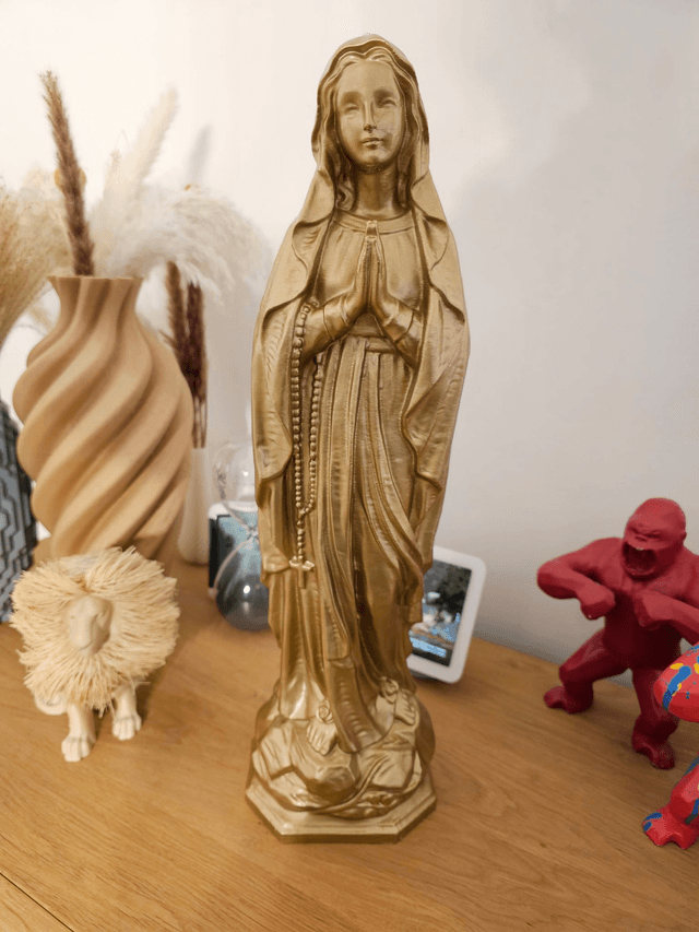 Vierge Marie couleur et taille au choix